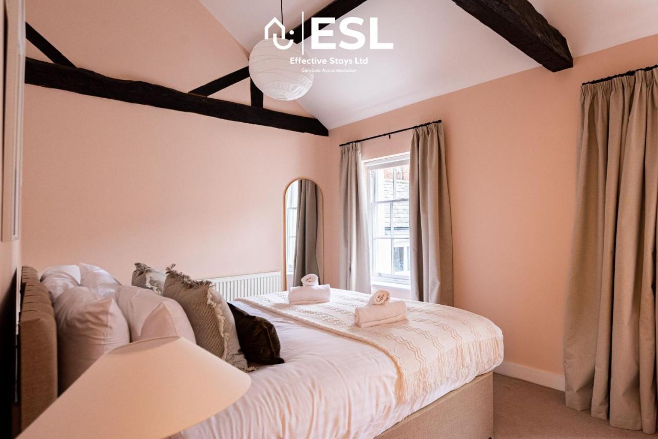 Elegant Apartment On Historic Cobbled High St Shrewsbury Town Centre Экстерьер фото