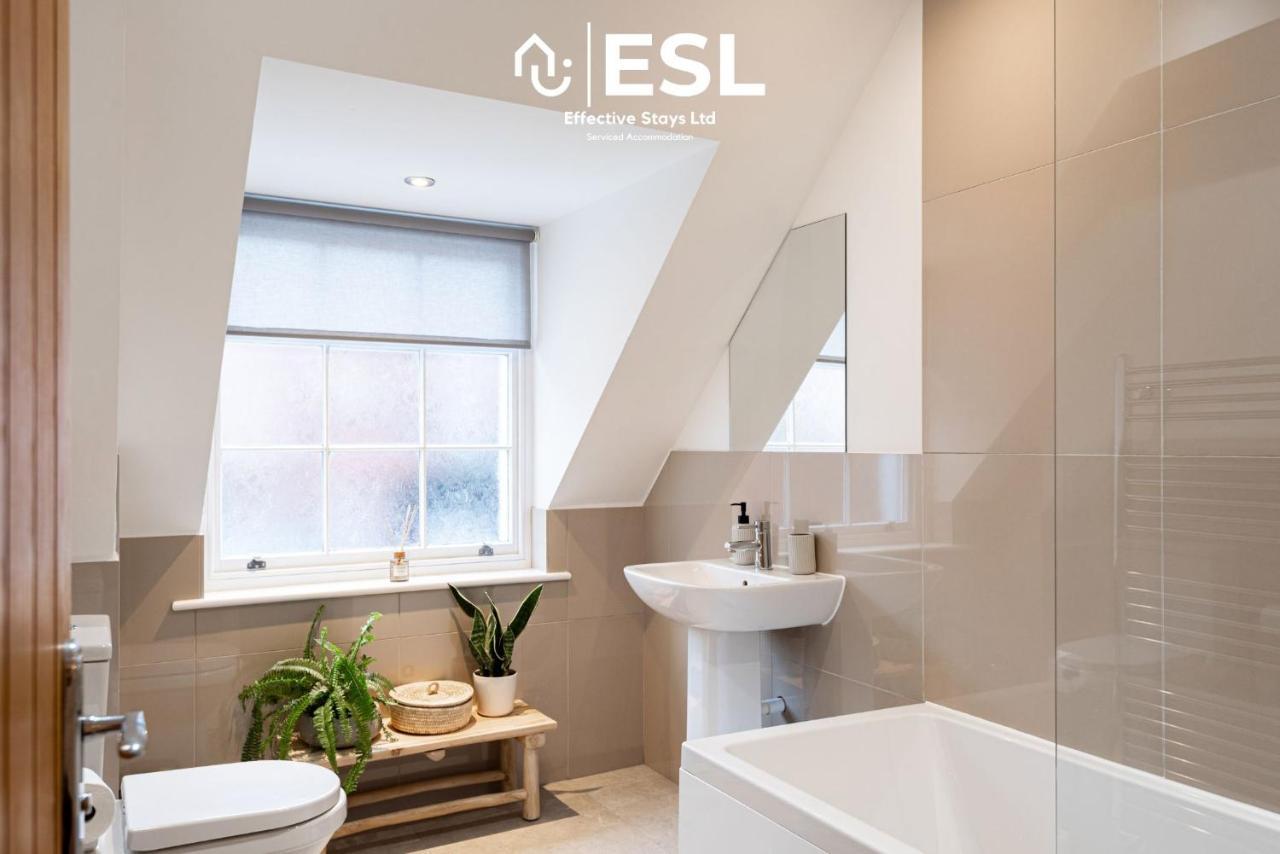Elegant Apartment On Historic Cobbled High St Shrewsbury Town Centre Экстерьер фото