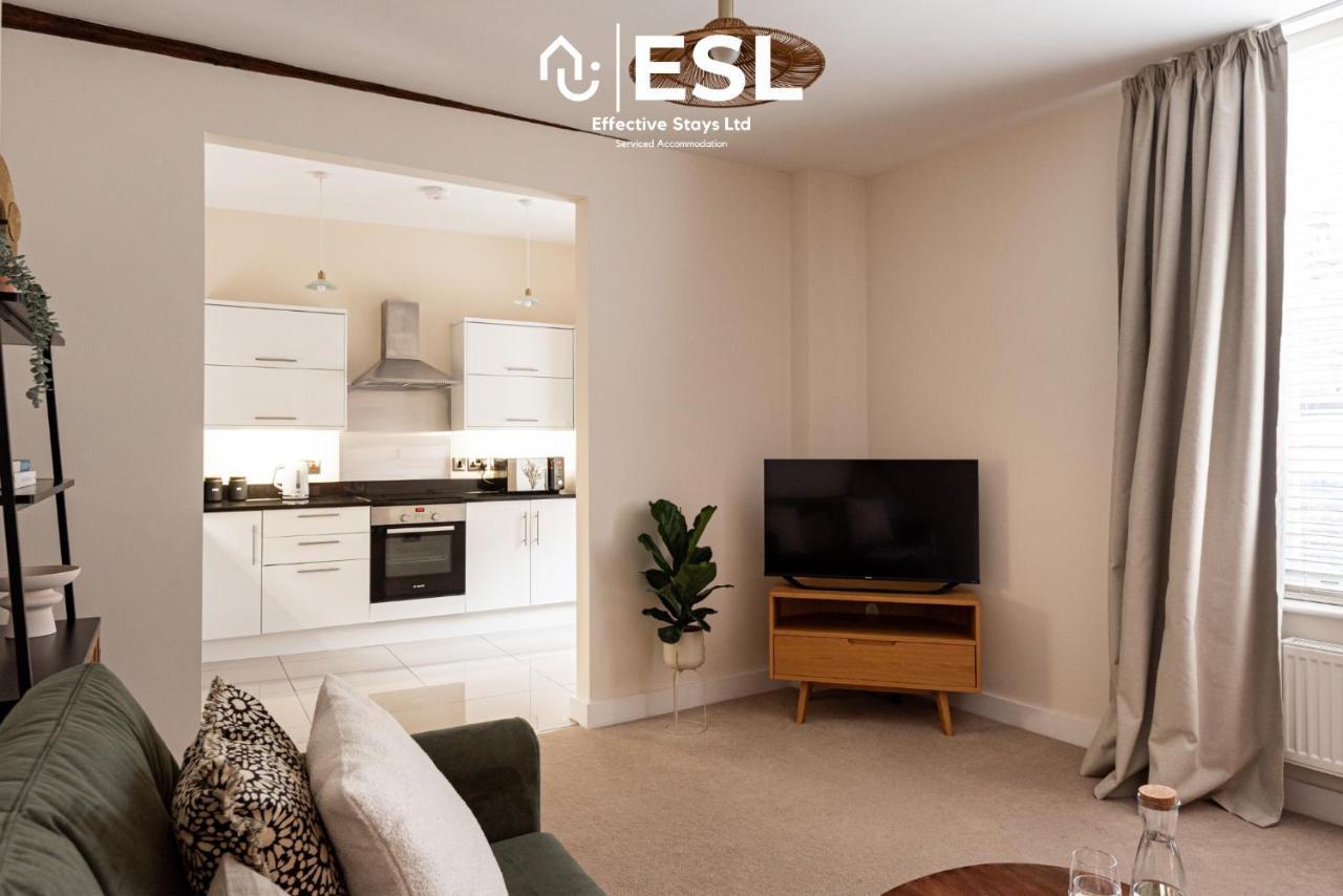 Elegant Apartment On Historic Cobbled High St Shrewsbury Town Centre Экстерьер фото